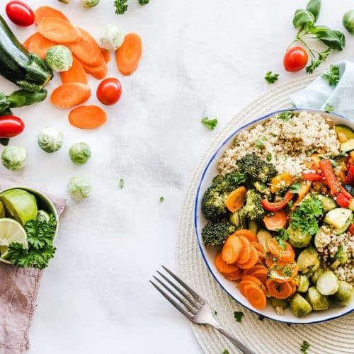 flat-lay-photography-of-vegetable-salad-on-plate-1640777-min